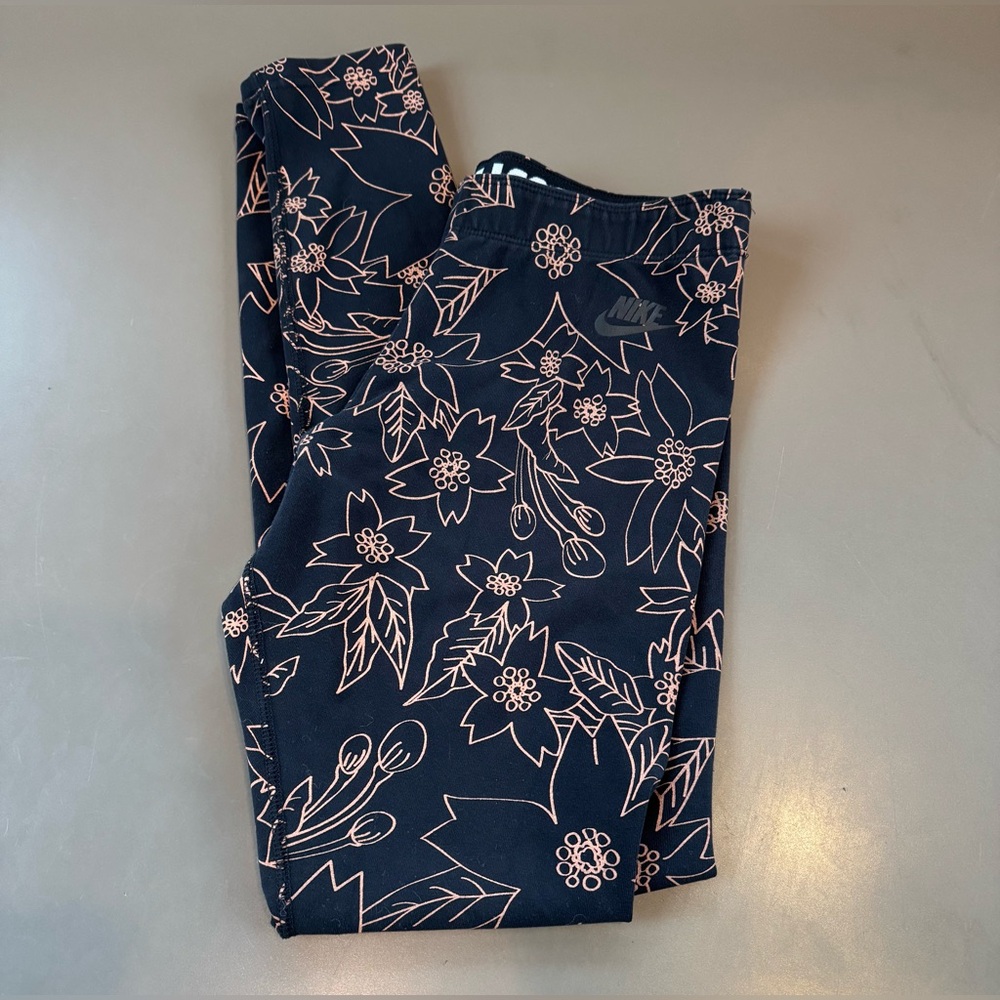 Nike Women's Full Length Floral Print Leggings